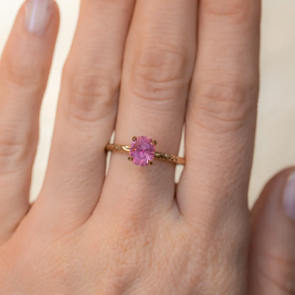 1.35ct Oval Hot Pink Montana Sapphire Evergreen Carved 4 Prong Solitaire in 14k Yellow Gold