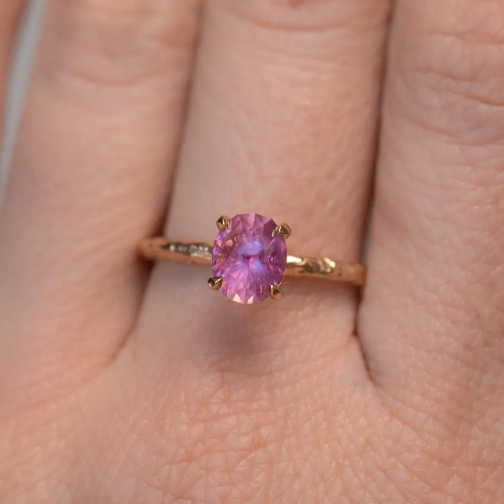 1.35ct Oval Hot Pink Montana Sapphire Evergreen Carved 4 Prong Solitaire in 14k Yellow Gold