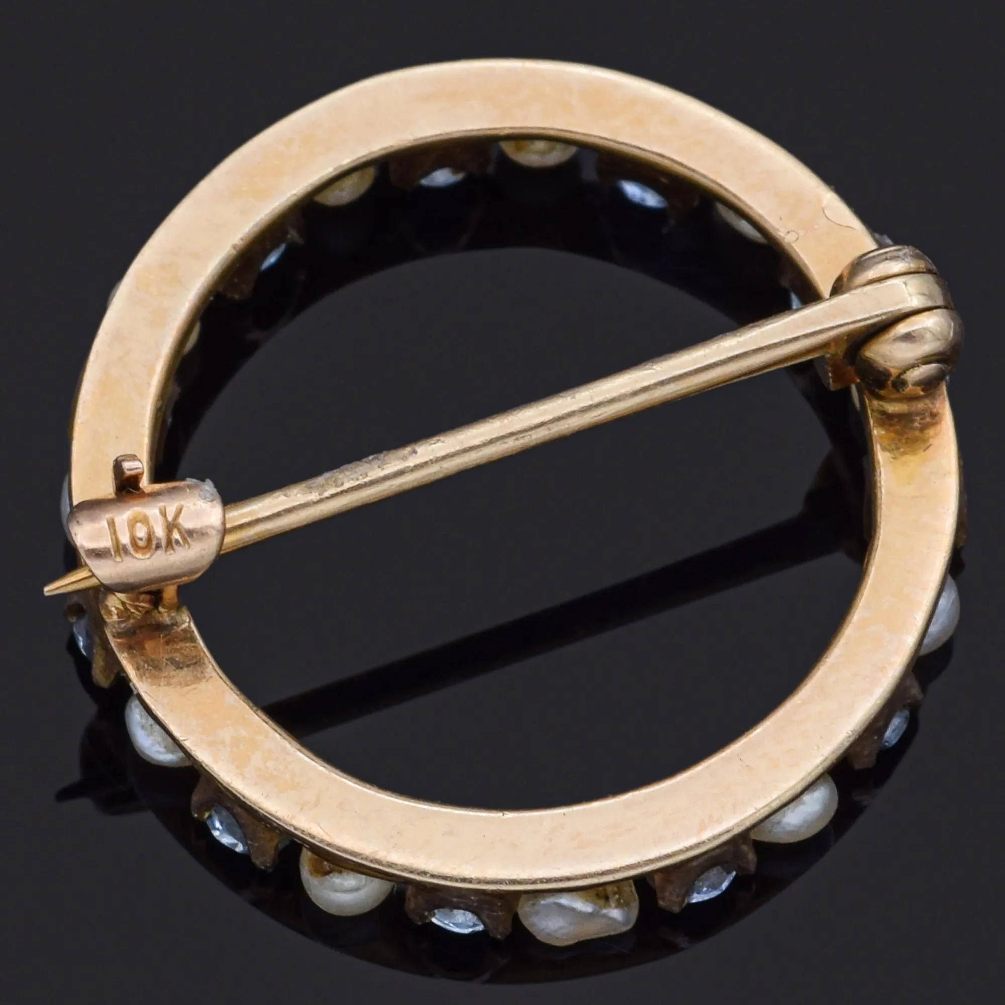 Antique 10K Yellow Gold Sapphire & Pearl Open Circle Brooch Pin