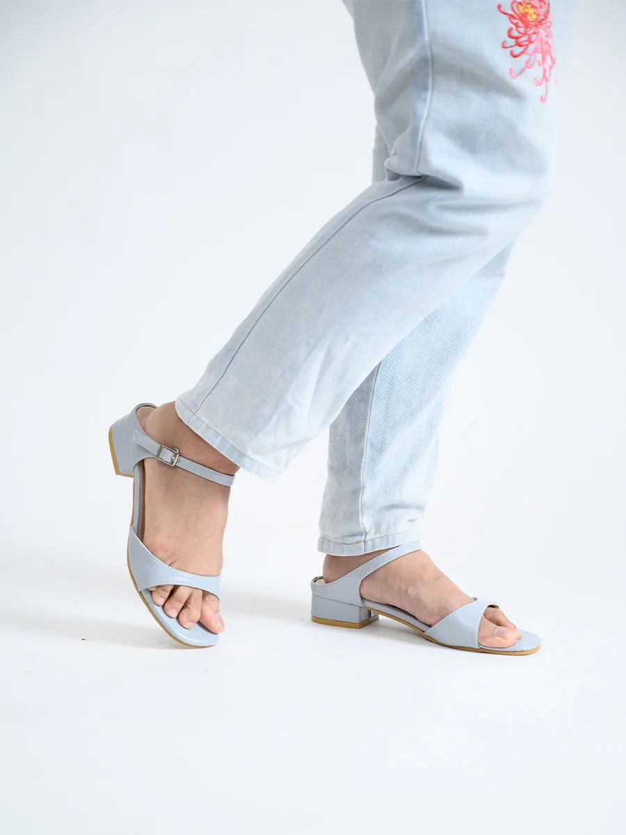 BASIC Rochelle Buckle Sandals