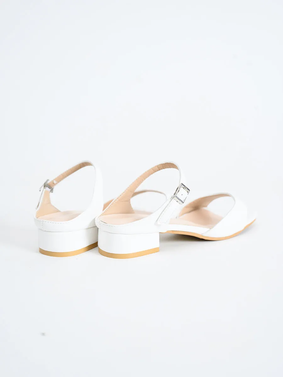 BASIC Rochelle Buckle Sandals