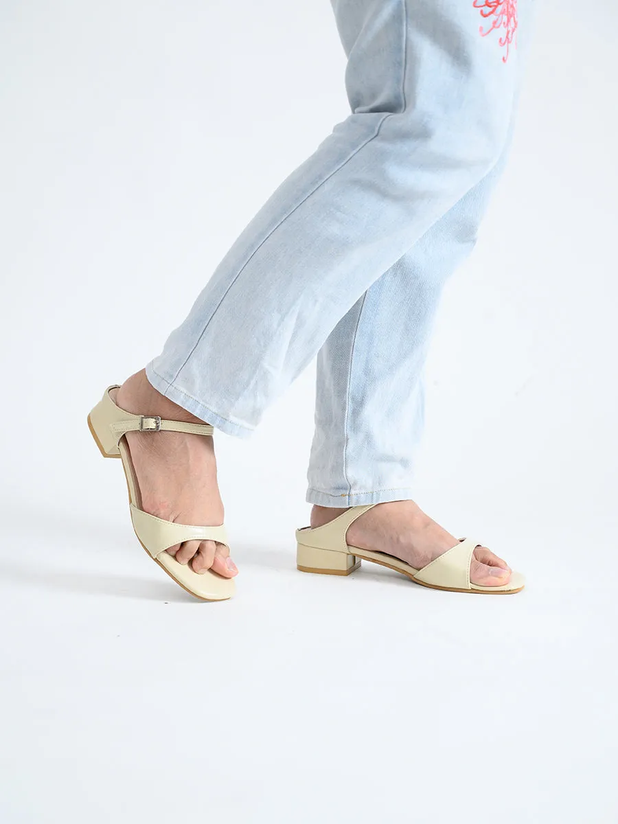 BASIC Rochelle Buckle Sandals