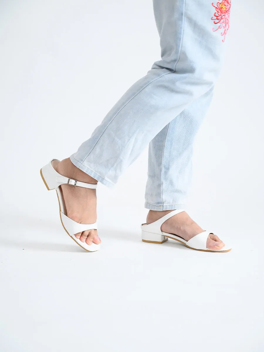 BASIC Rochelle Buckle Sandals