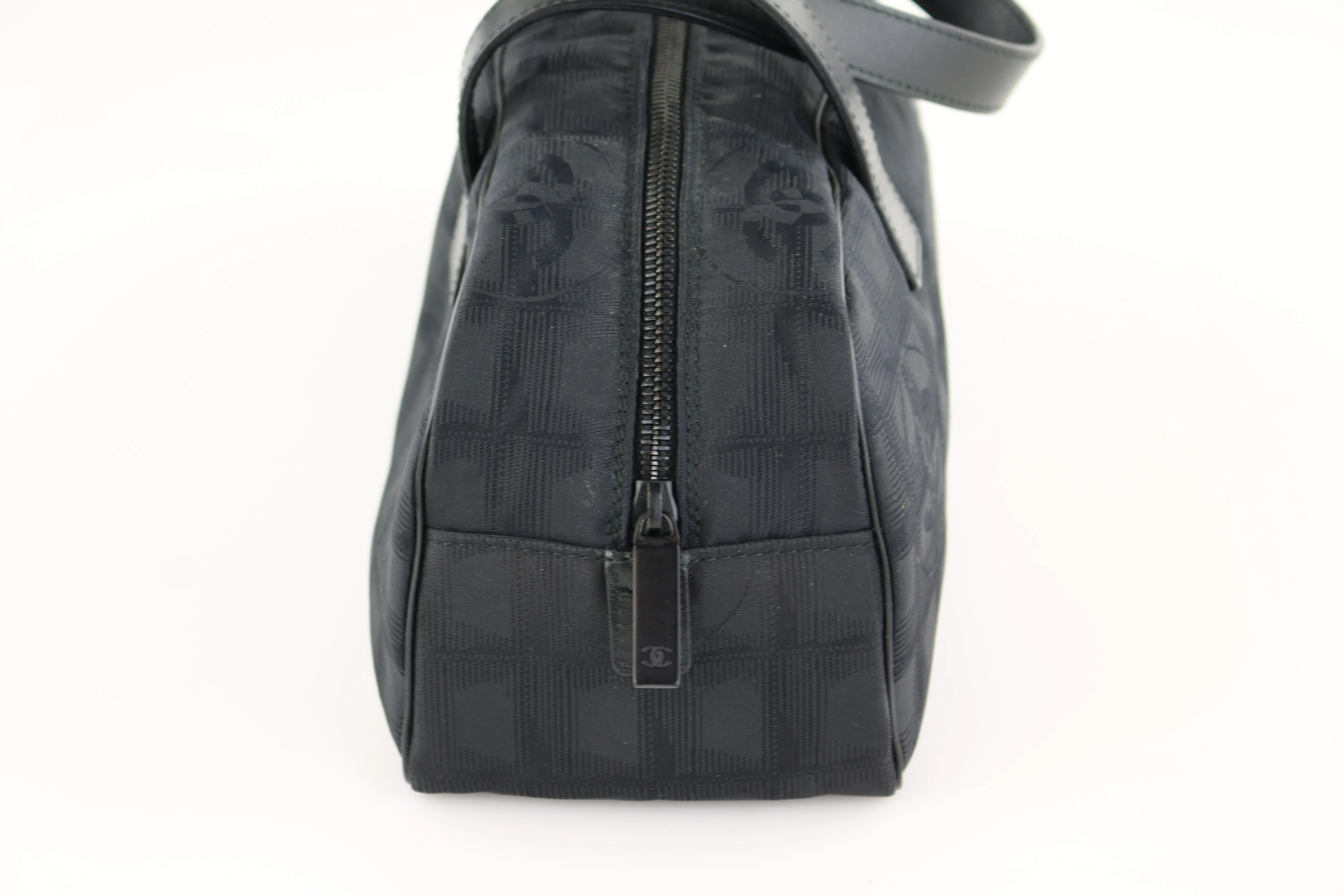 Black Nylon Travel Bowler