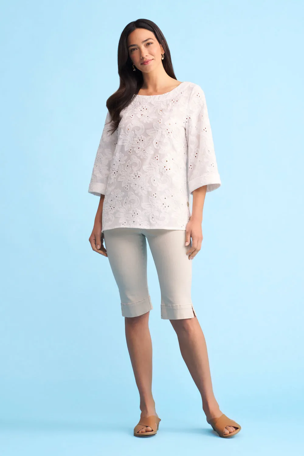 Broderie Side Button Top