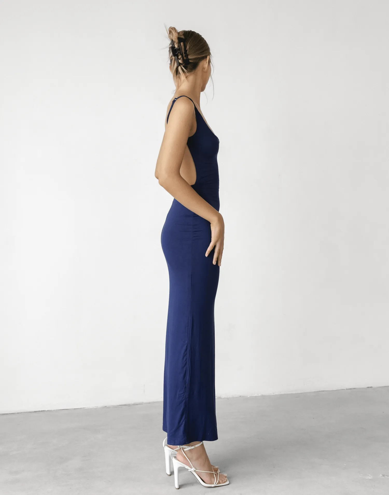 Ellidy Maxi Dress (Navy)