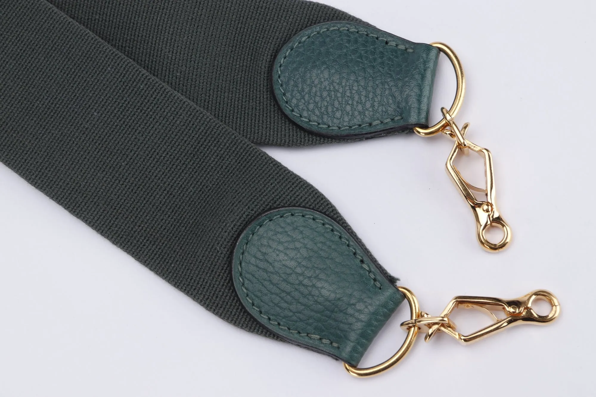 Hermes Vintage Dark Green Canvas Shoulder Strap, 97 x 5cm, Clip Buckle Gold Hardware, no Dust Cover