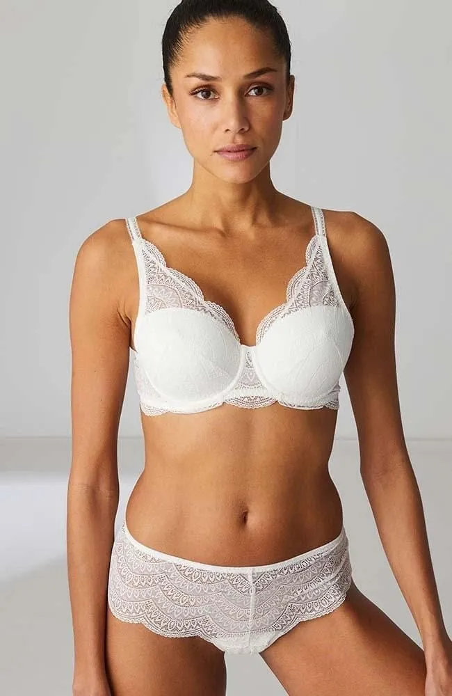 Karma Squared Seckline Spacer Bra