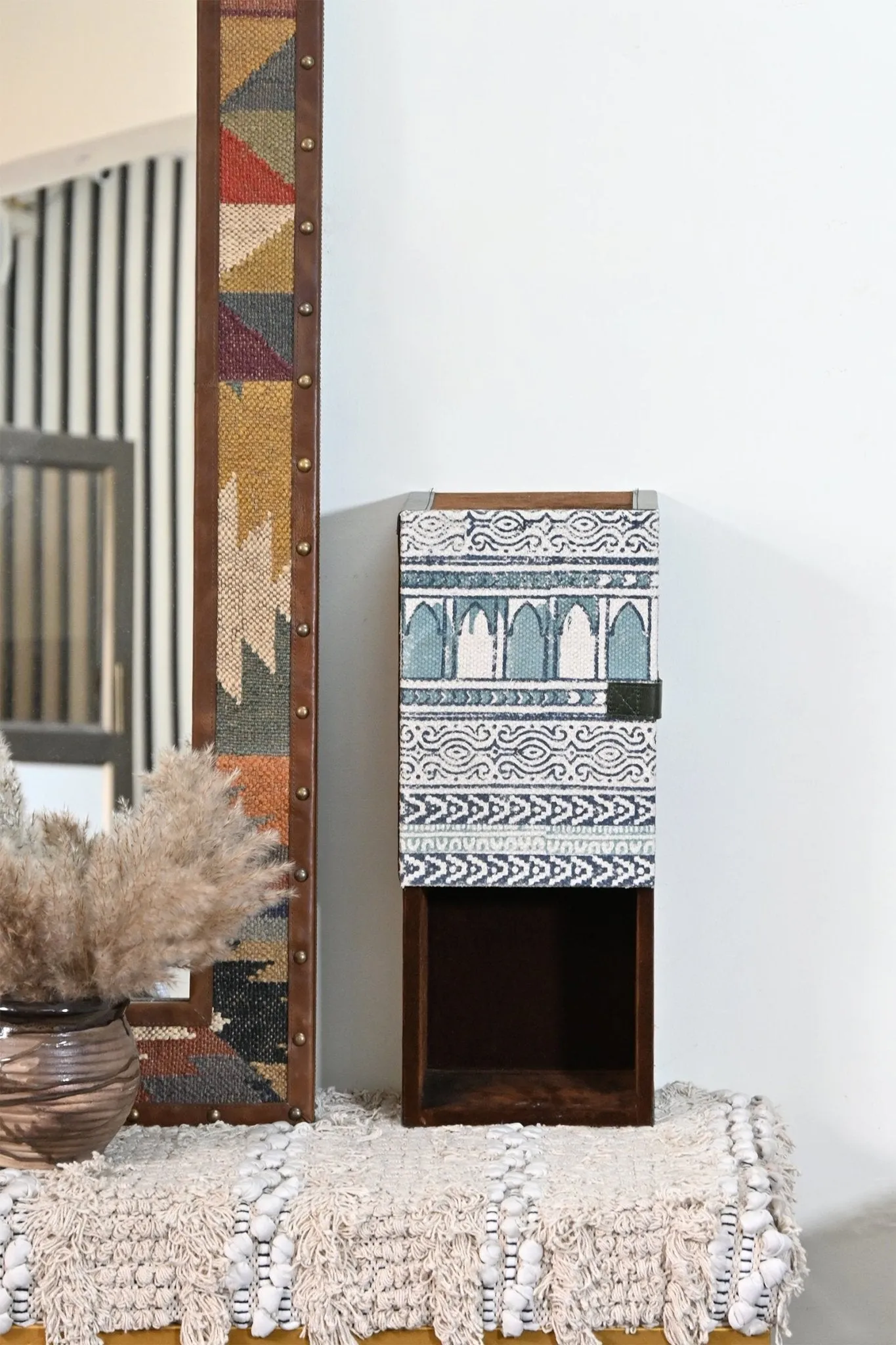 LANTANA- COTTON PRINTED  WALL CABINET