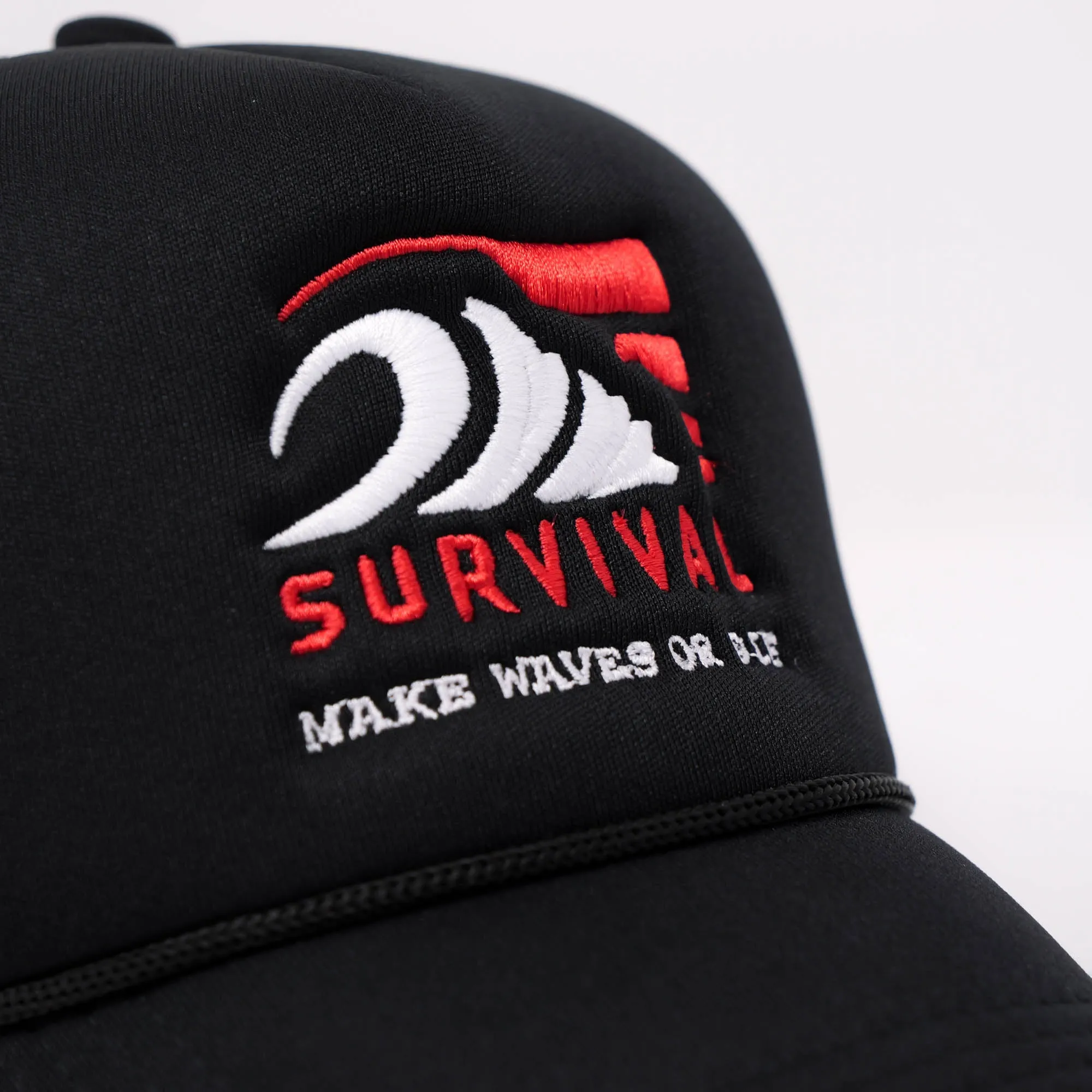 MAKE WAVES TRUCKER HAT BLACK/WHITE