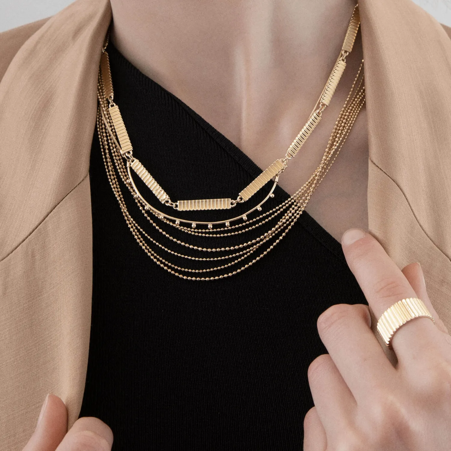 Odda Necklace