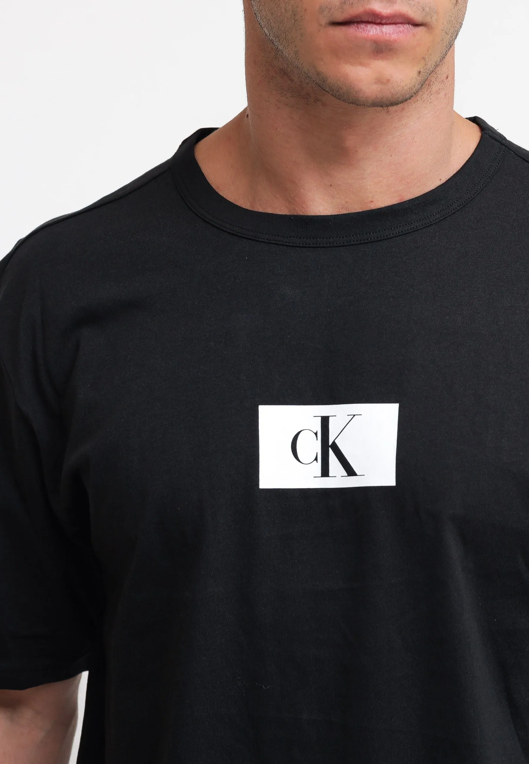 S/S Crew Neck Tee - Black